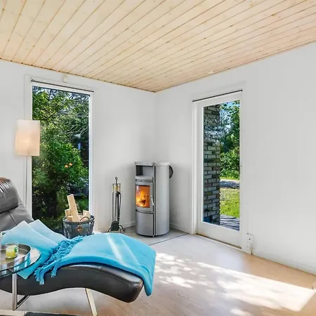 Gildo - 932m From The Sea By Interhome *